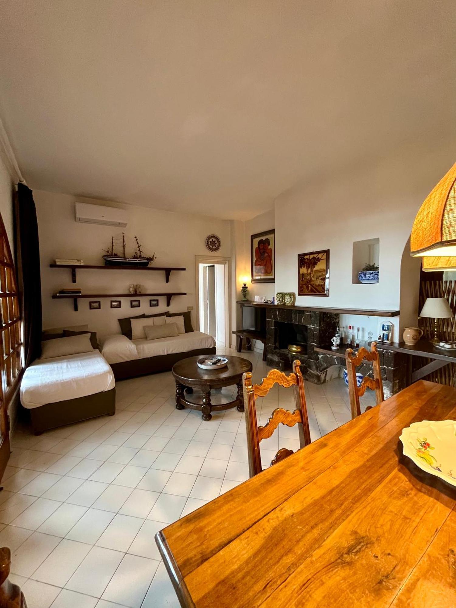 Villa Le Palme Forio  Room photo